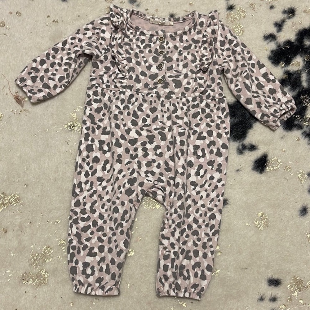 Jessica Simpson long sleeve romper